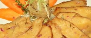 Seitan scaloppato con purea di&nbsp;lenticchie