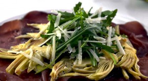 Carpaccio di bresaola con insalata di carciofi