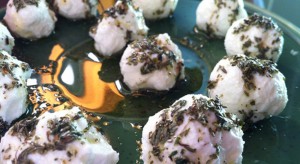 Polpettine di labna o formaggio di yogurt