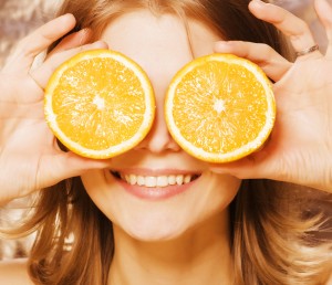 Pi&ugrave; felice se mangi 5 porzioni di frutta e verdura al giorno