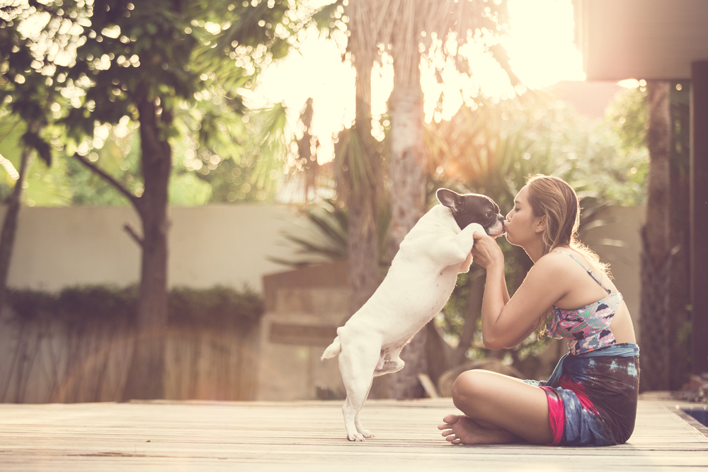 Bacio: 10 effetti positivi che non ti aspetti! 7 baciare fa bene al cuore