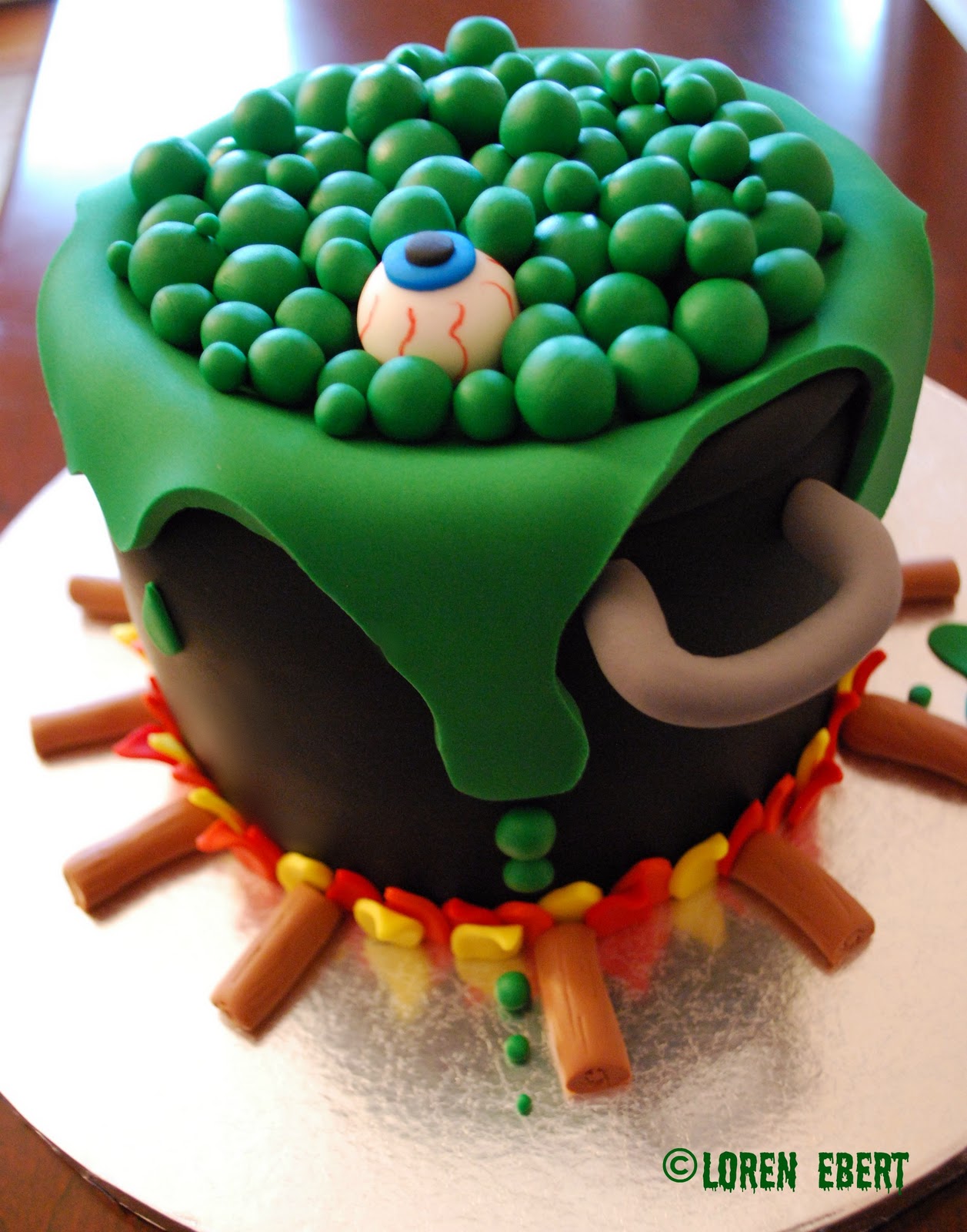 Dolci di Halloween: idee mostruose e originali 8 Idee torte per halloween infuso streghe