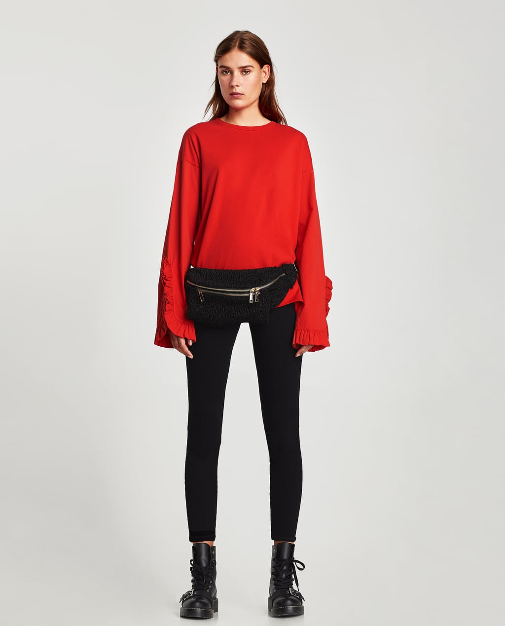 Vestiti rossi per Natale: le nostre proposte 1 vestiti da donna rossi Top maniche volant Zara