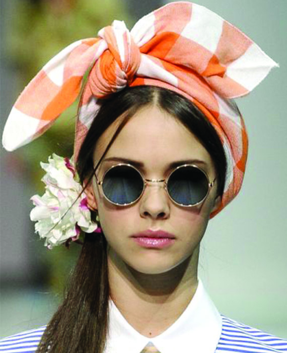Gli accessori per capelli: fasce, foulard e turbanti 3 fascia 5