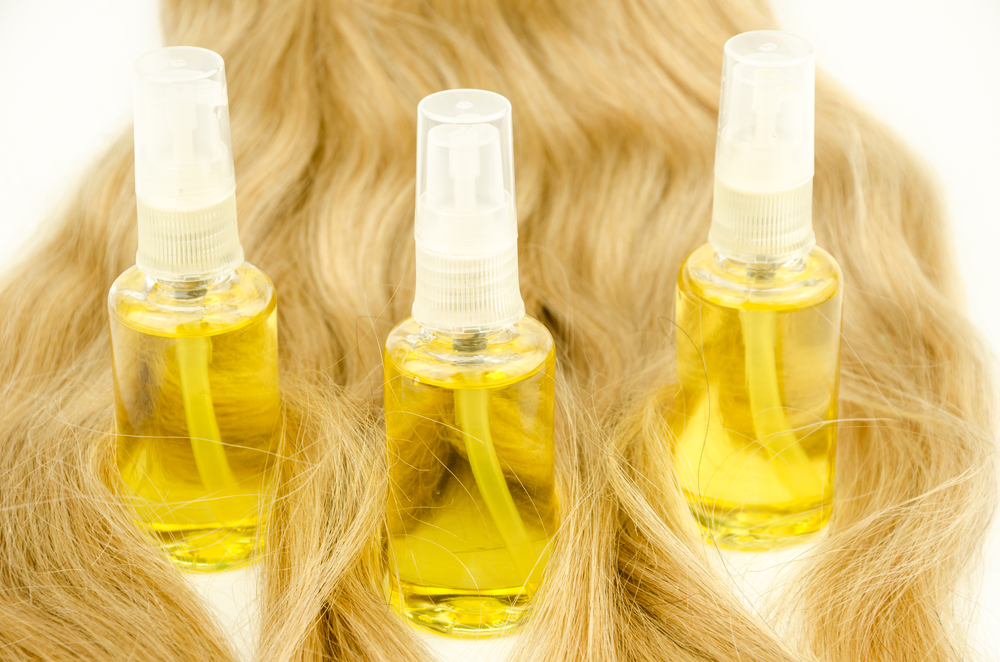 Doppie punte: consigli per prevenirle e curarle senza tagliare i capelli 6 nutrire le punte con olio