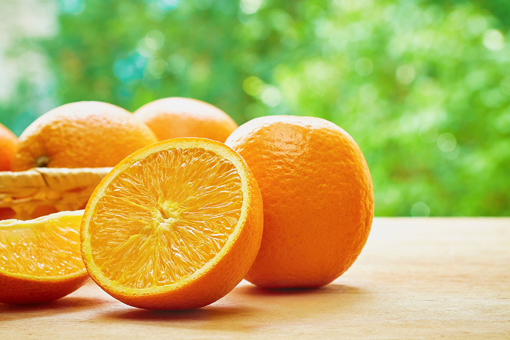 7 maschere fai da te per una pelle luminosa 6 pelle luminosa rimedi con le arance