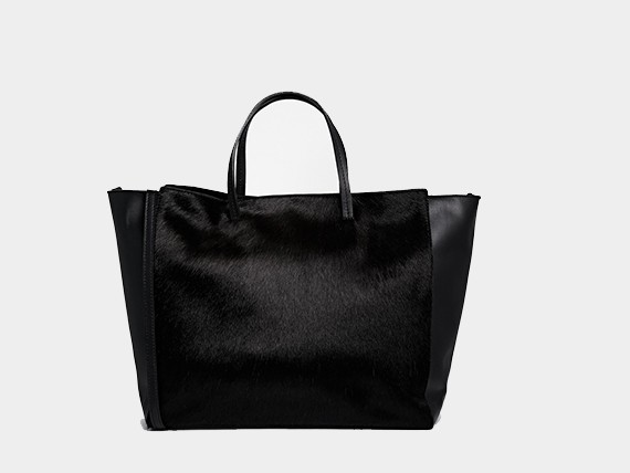 Maxi borse per nascondere kg in più! 2 Borsa-mano-effetto-cavallino-asos