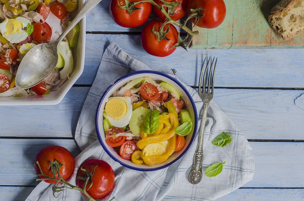 Ricette con i cetrioli: le migliori idee sane e fresche per depurarti e idratarti 7 insalata nizzarda