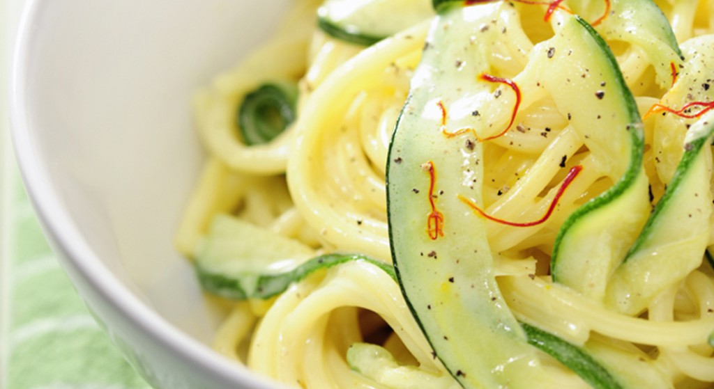 15 ricette con verdure di primavera, light e appetitose 6 pasta zucchine e zafferano