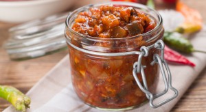 Zucchine con salsa di peperone