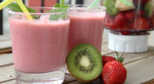 Smoothie di fragole e kiwi