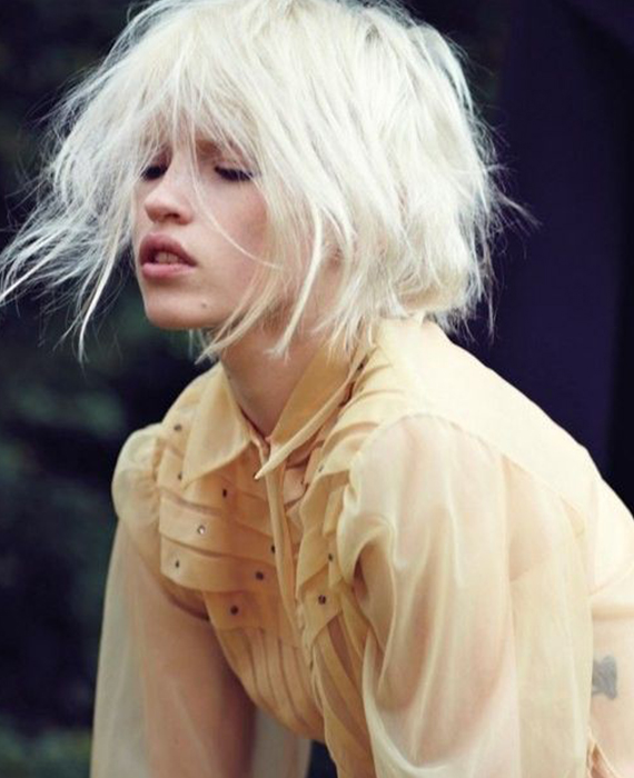 Capelli, i colori di tendenza della stagione 4 biondo-bianco