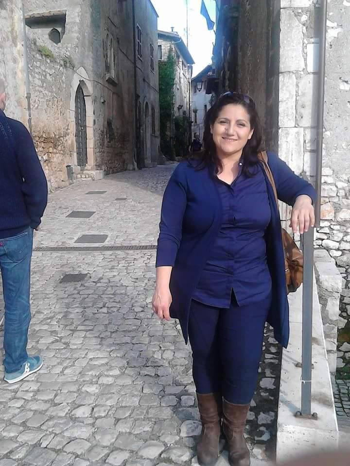 Perde 23 kg e si sente ringiovanita 1 Gina Amanda prima della dieta