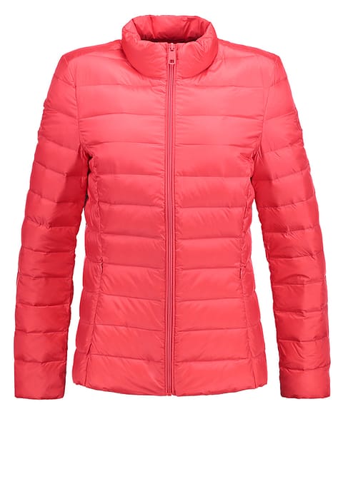 Moda curvy: meglio il cappotto o il piumino? 6 piumino per donna formosa per l'inverno