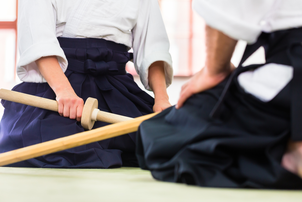 Aikido: cos’è, filosofia, allenamento, abbigliamento, benefici e controindicazioni 4 arti marziali aikido