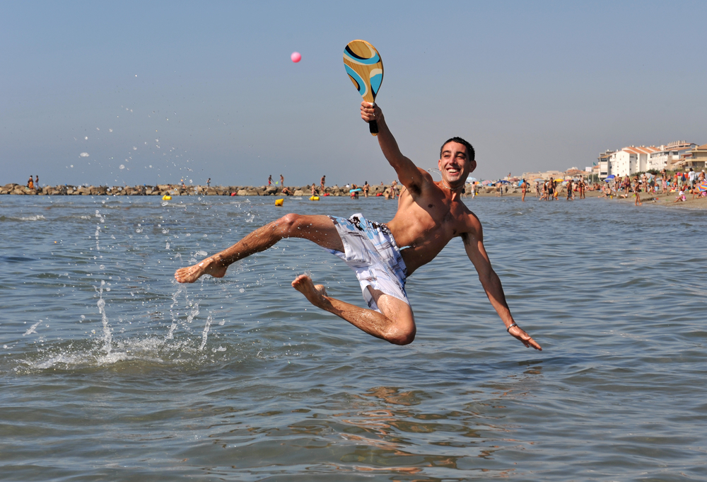 Sport al mare da praticare: scopri tutti i benefici 3 sport al mare beach tennis
