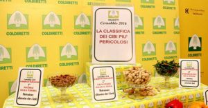 I 10 cibi pi&ugrave; pericolosi per la nostra salute