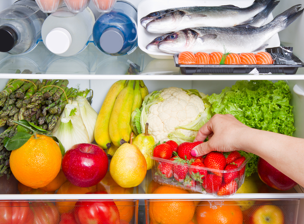 10 regole per la perfetta igiene in cucina 9 igiene in cucina separare gli alimenti nel frigorifero