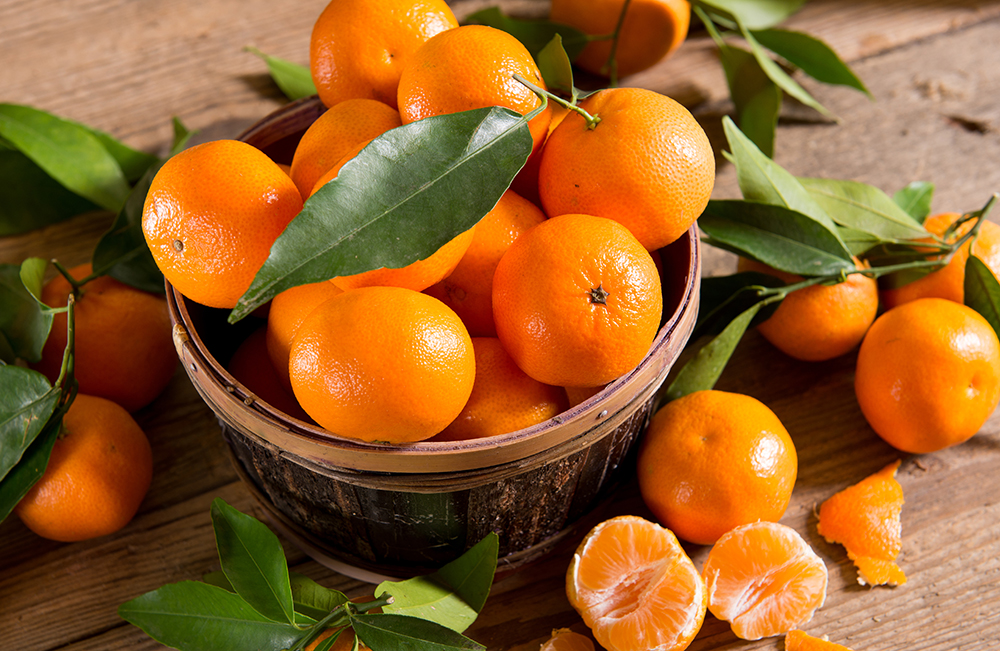 Frutta di dicembre: tutta la frutta e verdura di stagione 4 mandarini 1