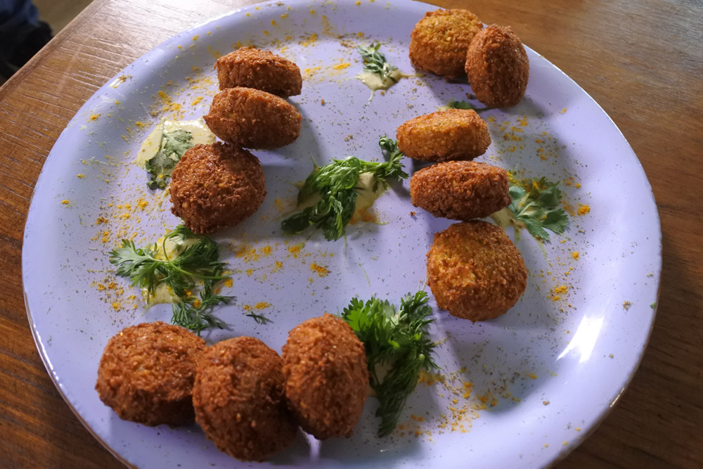 Dal camice al grembiule: nella cucina di chef Iandelli 1 Ricetta polpettine ceci curcuma