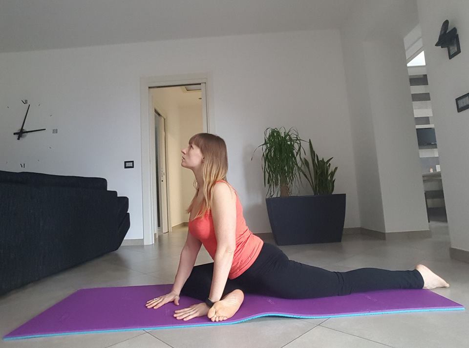 #StretchRevolution: sfida le melarossine a colpi di yoga e stretching 8 stretchrevolution