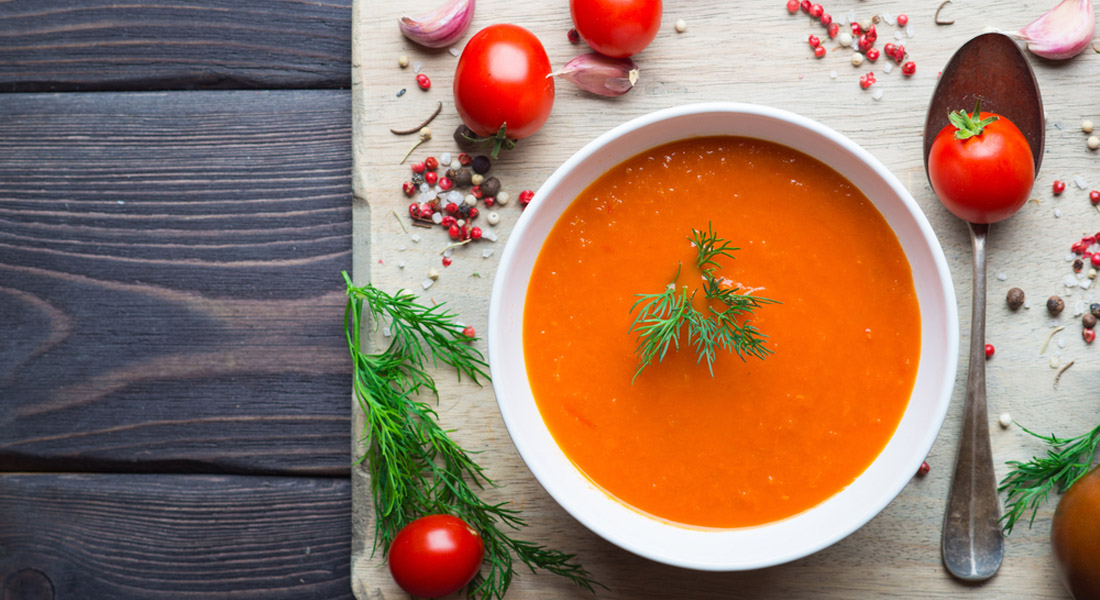 Paprika: cos'è, benefici, valori nutrizionali e usi in cucina di questa spezia 11 crema di pomodori con paprika