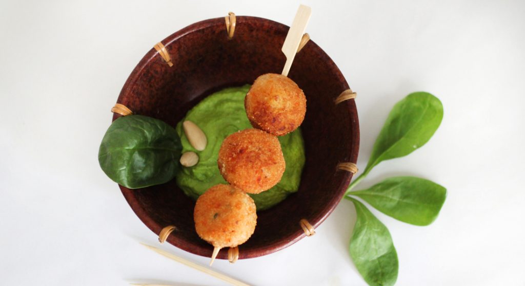 Ricette con le mandorle: tante idee gustose da provare 15 Semplici e gustose, le polpette di patate con salsa di spinaci senza glutine sono ottime anche per i bambini.