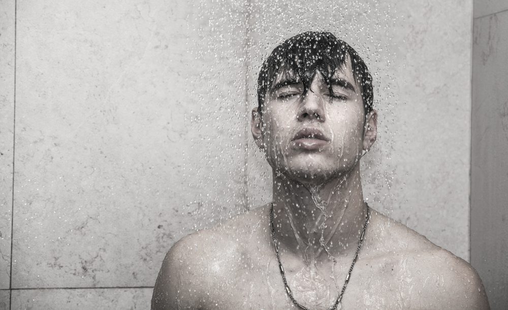 Sport quando fa caldo: 10 consigli per allenarsi bene 7 sport quando fa caldo: farsi una doccia prima dello sport