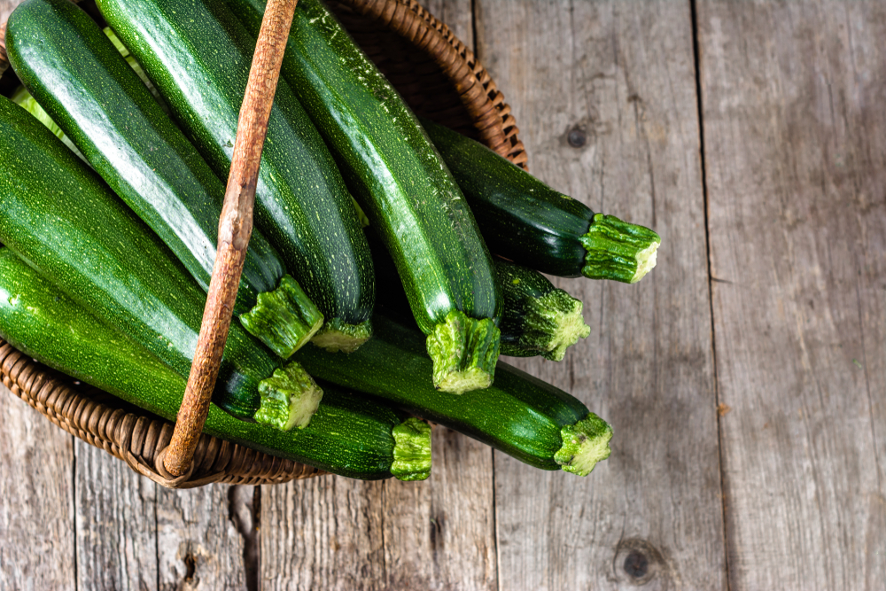 10 cibi da consumare per non ingrassare d'estate 9 cibi per non ingrassare d'estate, le zucchine