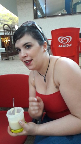 Sara, - 16 kg con Melarossa: "Sono dimagrita mangiando" 1 dieta melarossa sara 16 kg prima