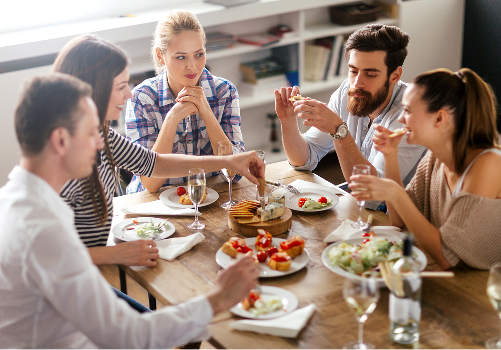 Dalla spesa senza glutine alla vita sociale: celiaci senza pensieri! 3 I consigli per affrontare senza problemi la vita sociale senza glutine.