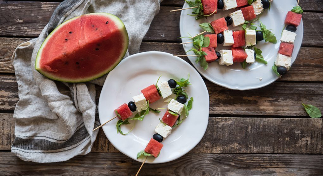 Le migliori ricette di spiedini di carne, di verdura e di pesce 3 Spiedini feta, anguria e rucola