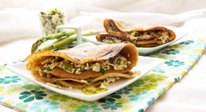 Cr&ecirc;pes di grano saraceno con asparagi e ricotta