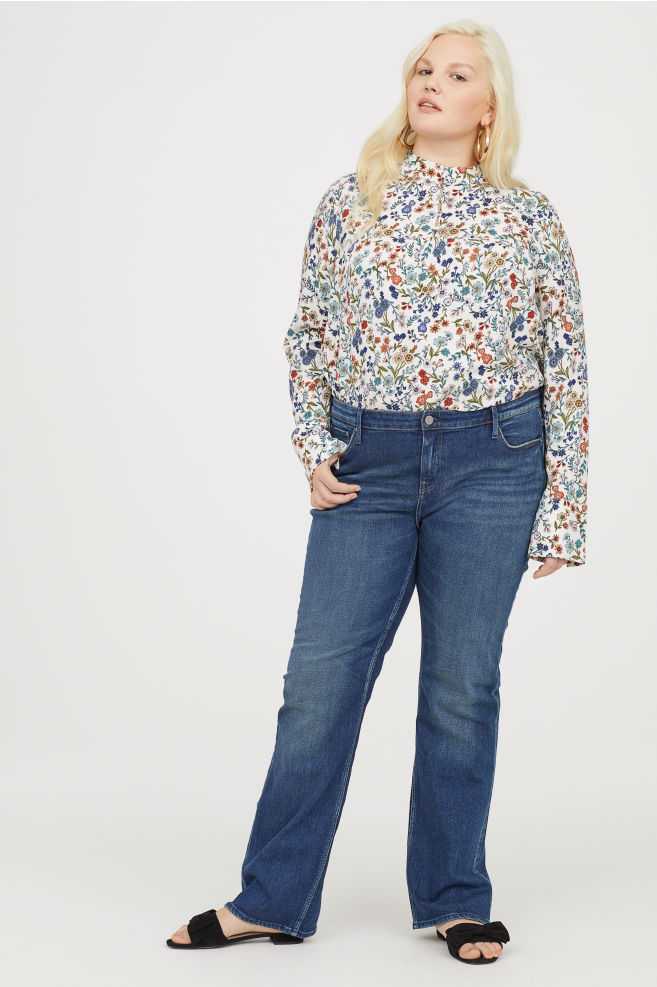 Jeans perfetto per te? Leggi i nostri consigli! 11 jeans bootcut per taglie forti