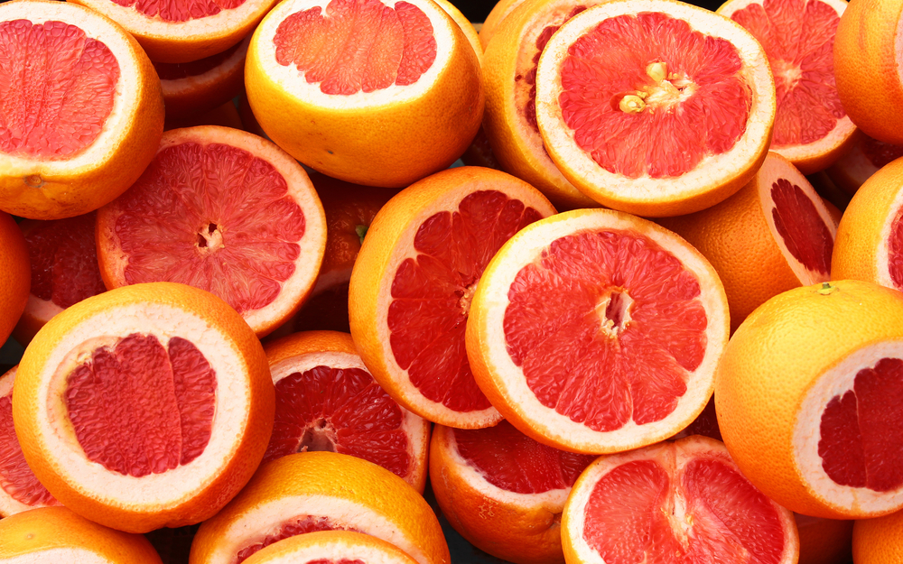 Gli oli essenziali contro l'ansia per un autunno senza stress 1 oli essenziali pompelmo