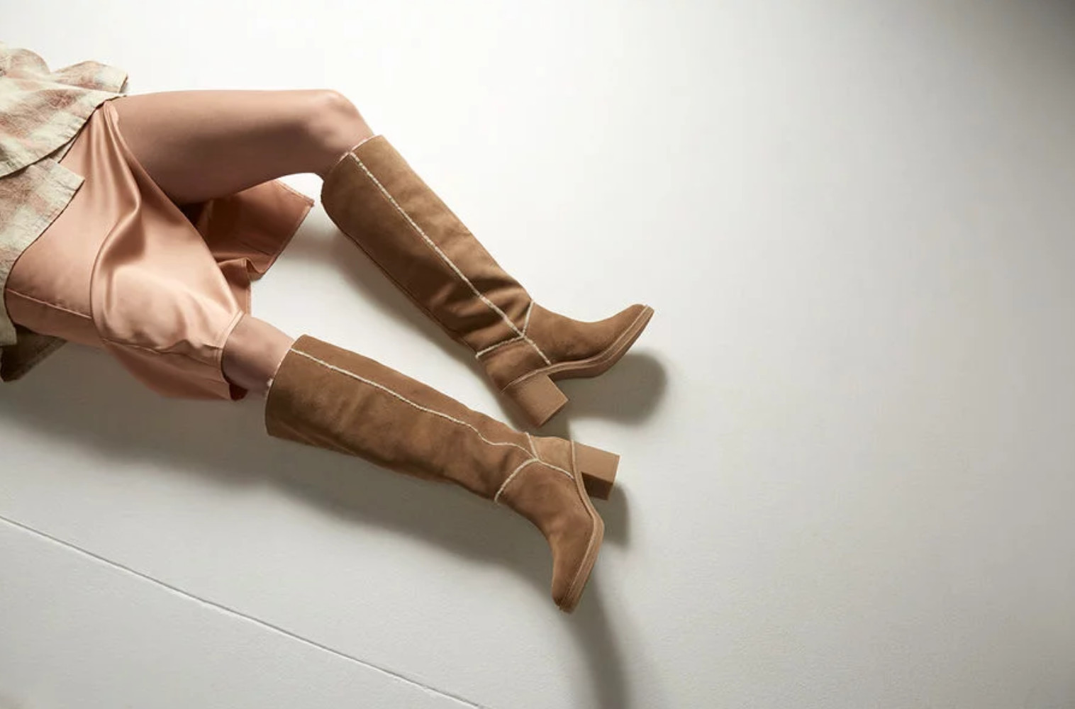 Gli stivali perfetti per slanciare le gambe 10 stivali per slanciare gambe- UGG