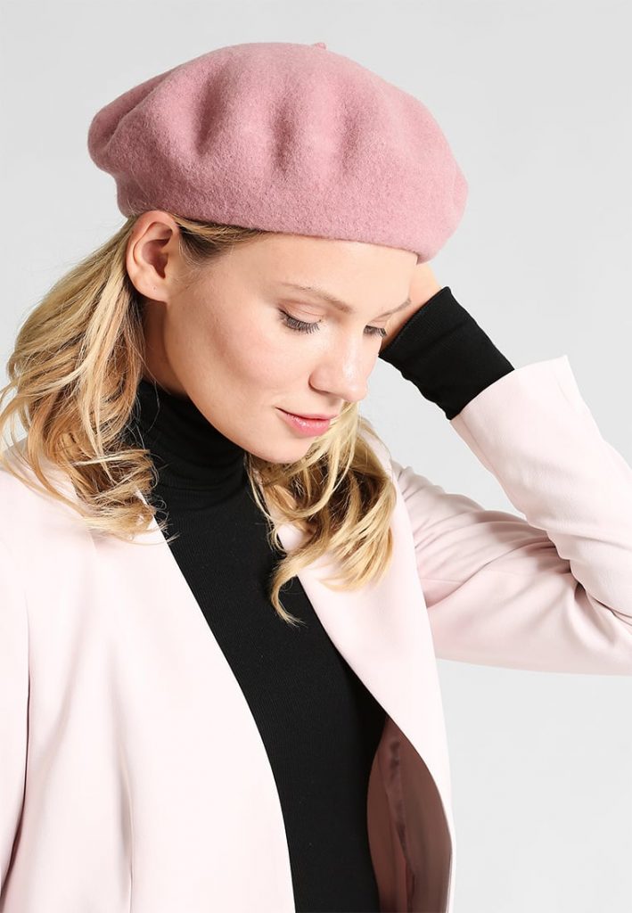 Tendenze moda autunno inverno 2018: ecco i 5 capi imperdibili 3 zalando basco rosa