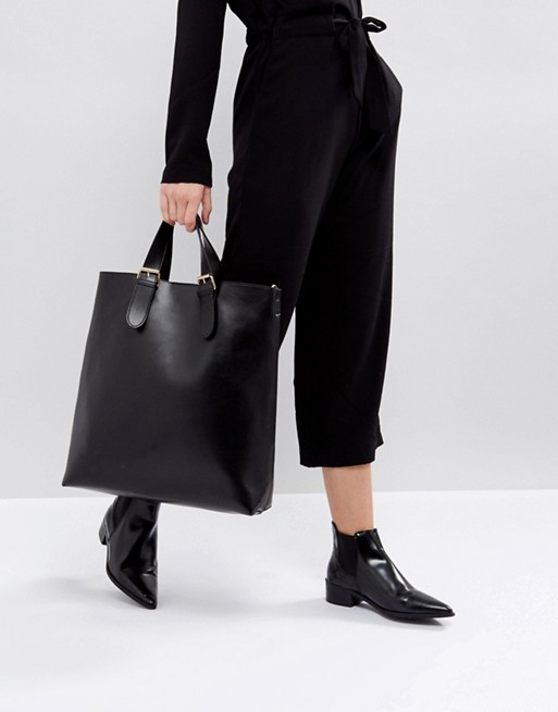 Borse per l'inverno: 20 modelli per trovare la tua it-bag 20 Borsa shopper da spalla asos