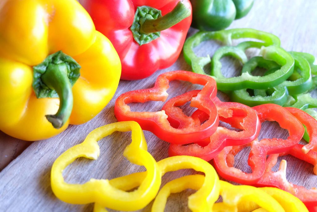 10 cibi che aiutano il tuo corpo a difendersi dallo smog! 4 Alimenti contro lo smog: i peperoni