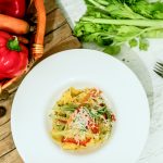 Pappardelle di grano saraceno senza glutine con verdure e Pecorino romano 1 pappardelle di grano saraceno senza glutine fatte in casa