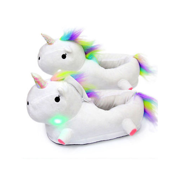 Regali di Natale per bambini: quanti metterne sotto l'albero? 5 regali di Natale per bambini: ciabatte unicorno