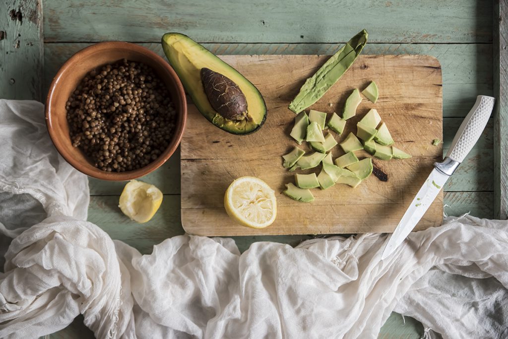Insalata di finocchi, arance e lenticchie 4 Insalata lenticchie arance taglia avocado