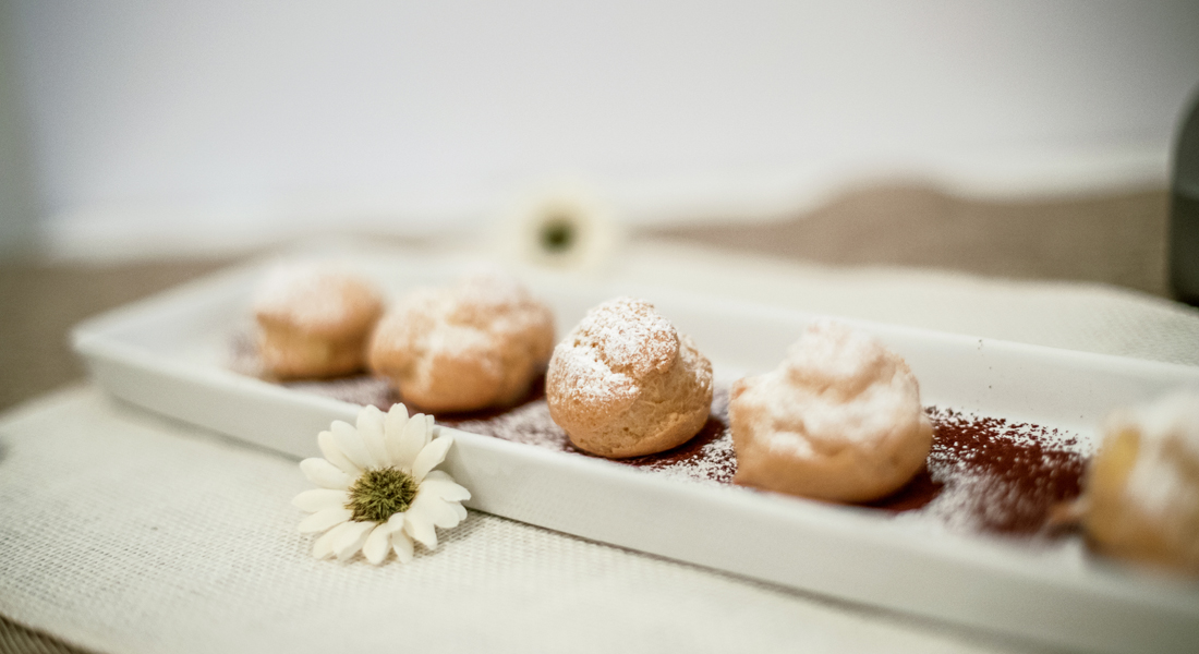 Feste di Natale senza glutine: tante ricette leggere e sfiziose 4 Bignè con crema pasticciera senza glutine e senza lattosio
