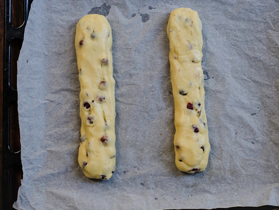 Cantucci con nocciole e mirtilli light 6 cantucci con nocciole mirtilli