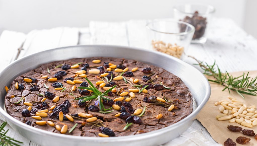 Ricette con uva: 12 idee leggere e gustose 9 castagnaccio ricetta sana per natale