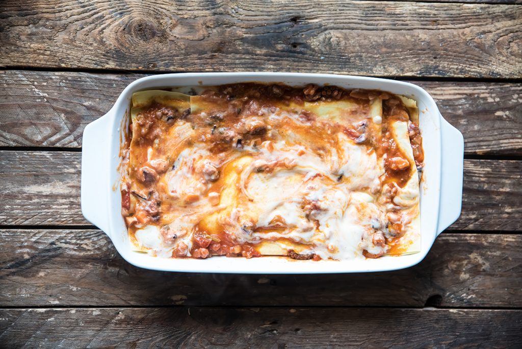 Lasagne con ragù di polpo 9 come preparare le lasagne al ragu di polpo inforna la lasagna