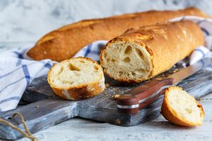 Pane bianco fatto in casa: ricetta e video