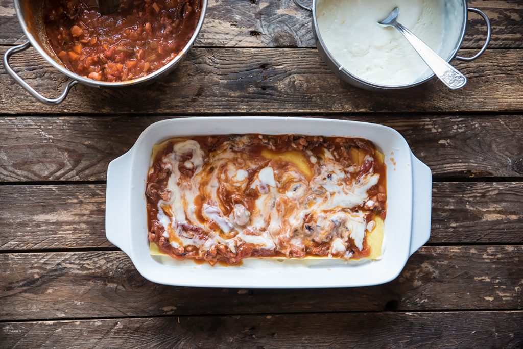 Lasagne con ragù di polpo 8 ricetta lasagne con ragù di polpo preparazione