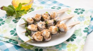 Spiedini di alici e mozzarella, pochi grassi e tanto gusto