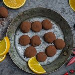Tartufi al cioccolato: ricetta delle palline cacao e ricotta 1 Tartufi di cioccolato light